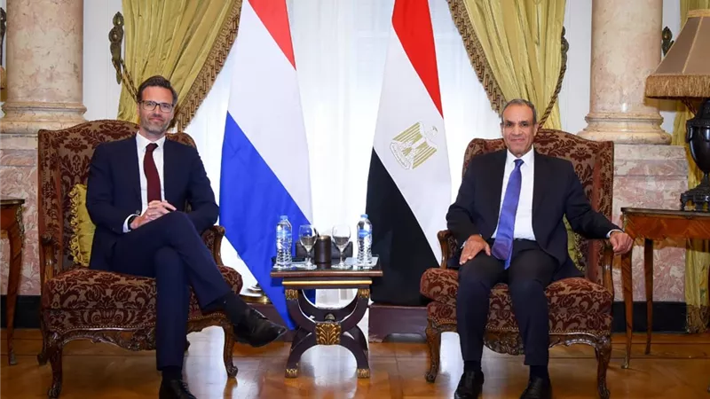 مصر وهولندا تبحثان توسيع التعاون في مجالات الاقتصاد والتنمية