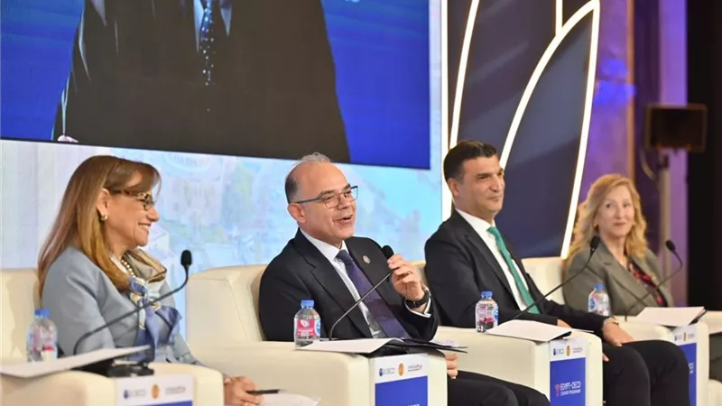 وزير الاستثمار: التحول الرقمي وتبسيط الإجراءات مفتاح تعزيز الاستثمار والتجارة 