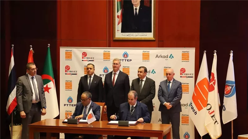 مصر والجزائر توقعان عقد الشروع في المرحلة الثانية من تطوير حقل حاسي بير ركايز 
