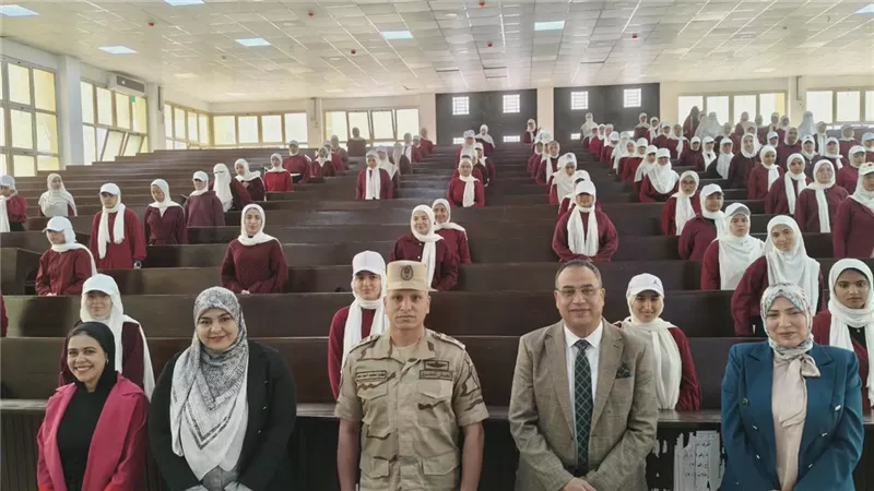 لبناء الوعي الوطني .. ختام دورة التربية الوطنية للطالبات بجامعة العريش