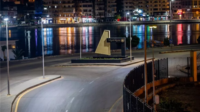 دمياط تحتفل بعيدها القومي والمحافظ يعلن إطلاق حزمة مشروعات تنموية شاملة 