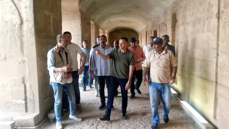محافظ أسوان يتفقد جبل السلسلة ويوجه بتطويره على خريطة السياحة العالمية