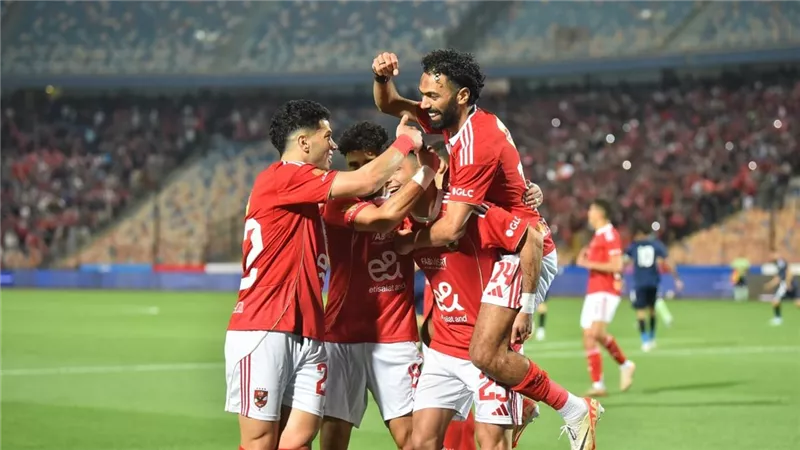 الأهلي يقرر الدخول في معسكر مغلق لمدة 48 ساعة قبل مواجهة المصري