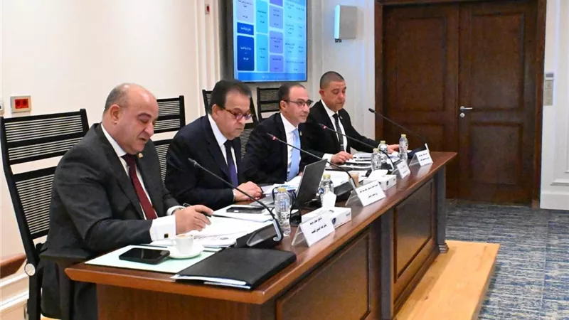 وزير الصحة: تطوير البنية التحتية والتحول الرقمي أولوية في الموازنة الجديدة