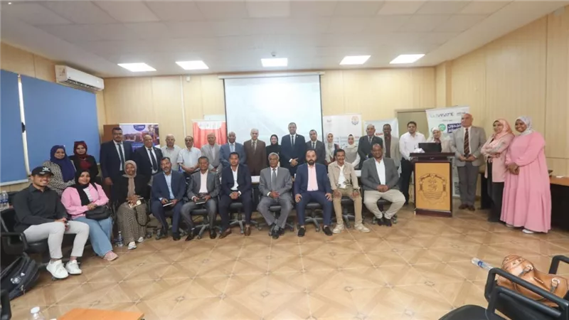 جامعة أسوان توقع اتفاقية ثلاثية لتأهيل الطلاب وربطهم بسوق العمل