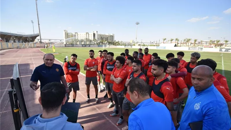 سيراميكا كليوباترا: الزمالك سيعاني أمامنا ونتمنى تتويجه بالكونفدرالية