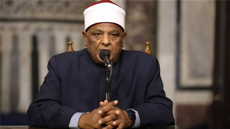 عباس شومان يعلق عن جدل الاحتفال بالمولد النبوي: احتفلوا ولا تكثروا اللغط