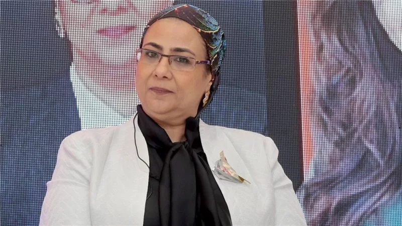 المستشارة أمل عمار تشارك في حلقة نقاشية بعنوان 