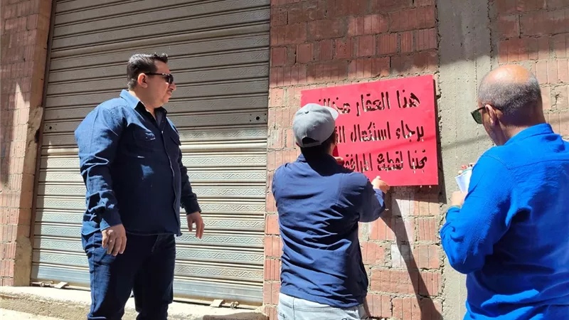حملة مكبرة بطهطا لإزالة التعديات وتطبيق القانون على مخالفات البناء