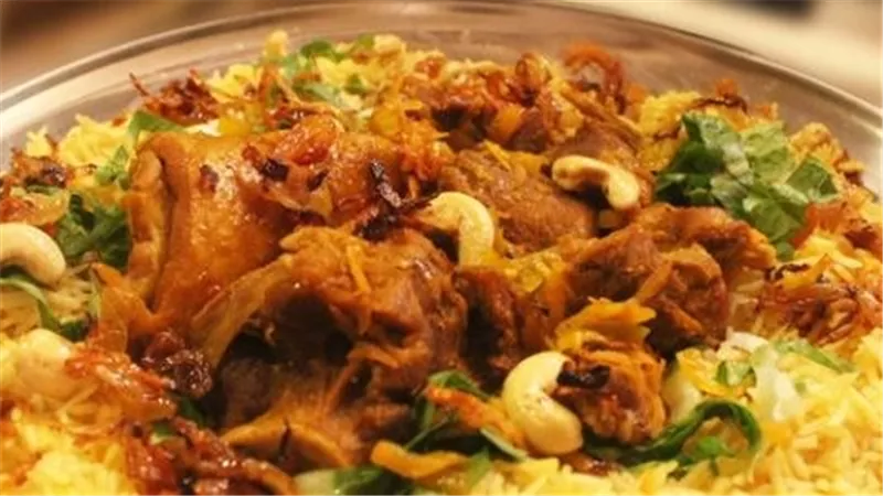 طريقة عمل الكبسة باللحمة.. خطوات سهلة وبسيطة وسريعة