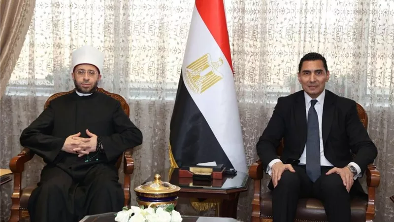 وزيرا الشباب والرياضة والأوقاف يبحثان آليات التعاون المشترك