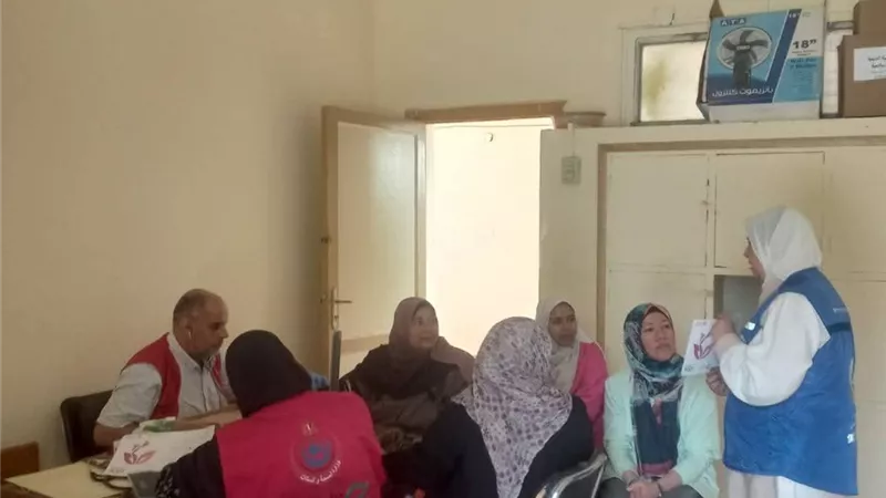 قافلة طبية شاملة للعاملين بمدرسة النور للمكفوفين في السويس