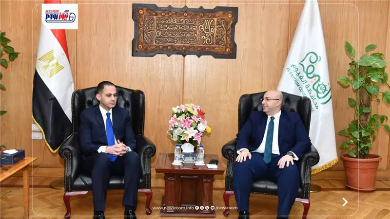 محافظ الفيوم يستقبل نائب وزير الصحة للحوكمة والرقابة والمتابعة والتطويرالمؤسسى