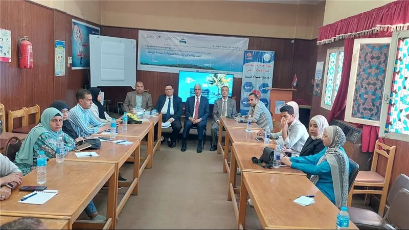المنتدى المحلى للتنمية وإعلام قنا يناقشان دور الإعلام فى دعم ثقافة الاستهلاك 