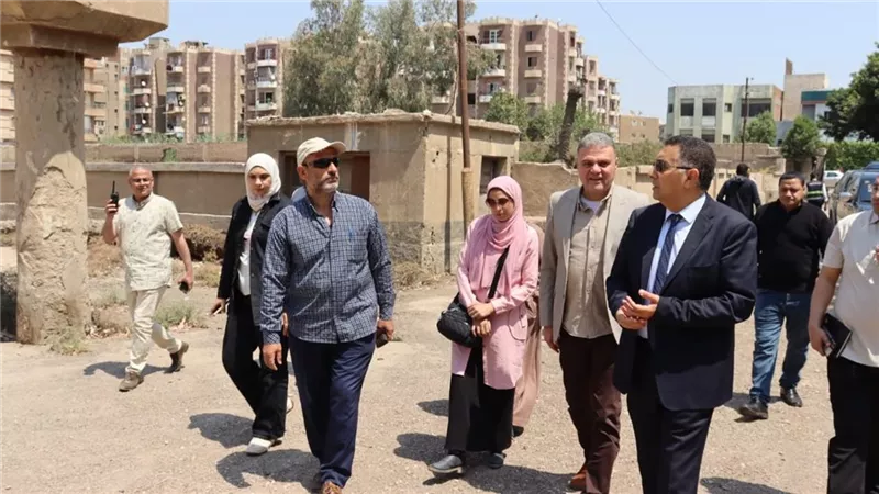 محافظ القليوبية يتفقد محلج القطن الأثري بالقناطر لبحث سبل استثماره سياحيا 