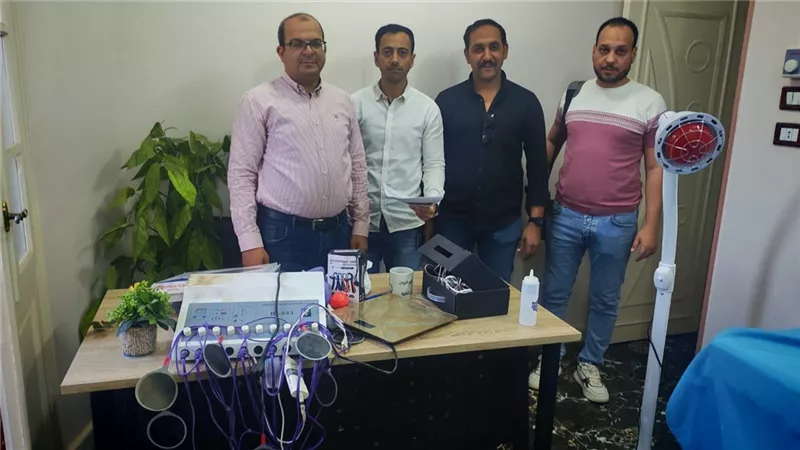 ضبط فتاة منتحلة صفة طبيبة تدير مركزًا علاج طبيعي بدون ترخيص بسوهاج