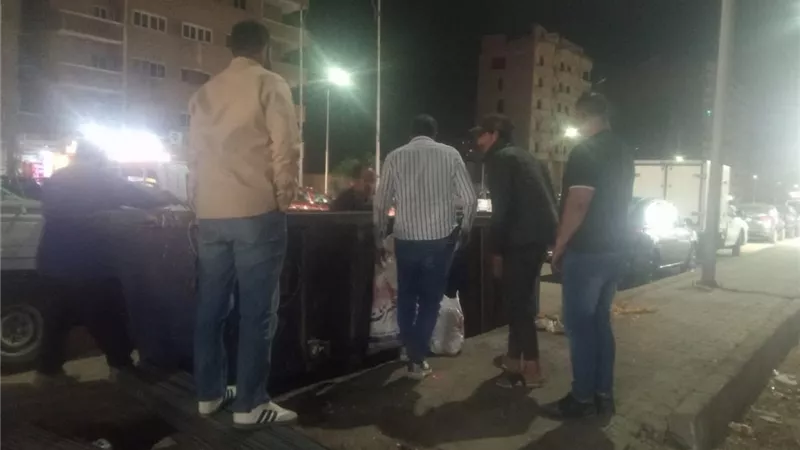حملات مكثفة بالأربعين بالسويس لمواجهة ظاهرة النباشين وإعادة الانضباط للشوارع 