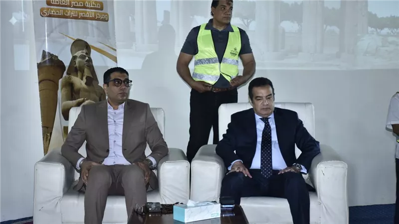 نائب محافظ الأقصر يشهد تكريم الطلاب المتميزين فى مبادرة تاريخ بلدنا 