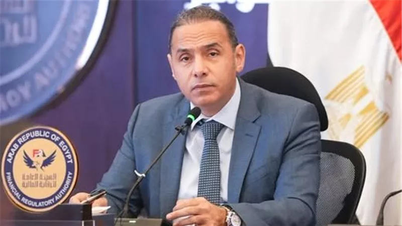 رئيس الوزراء يضم إسلام عزام إلى مجلس إدارة الهيئة العامة للاستثمار