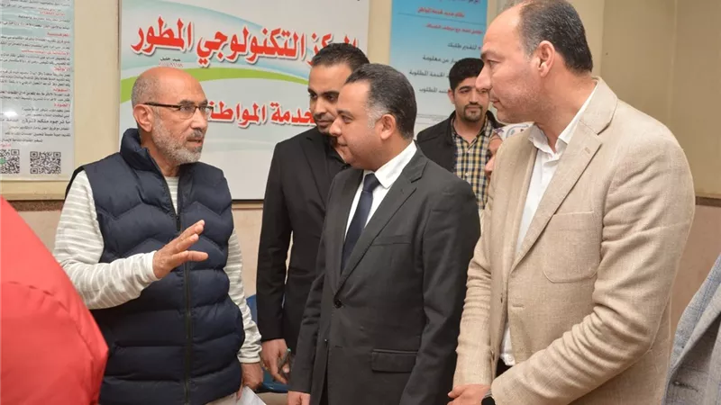 نائب محافظ البحيرة يتفقد المركز التكنولوجي بشبراخيت ويلتقى بعدد من المواطنين