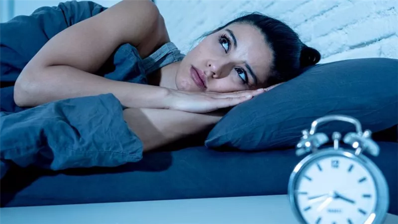     7 خطوات بسيطة تساعدك على النوم بسرعة خلال 5 دقائق فقط كل ليلة