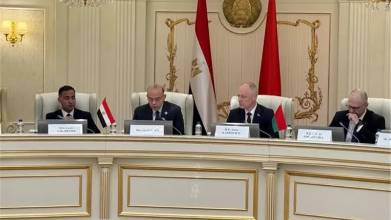 وزير الاستثمار: نسعى لشراكة صناعية متكاملة وتوطين للتكنولوجيا مع بيلاروسيا