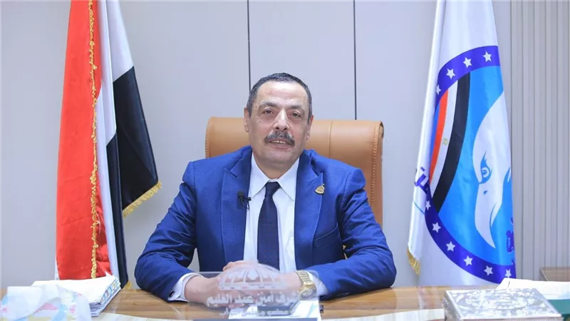 النائب أشرف أمين يطالب بوضع خطة حكومية لإعادة تأهيل العمالة في مصر
