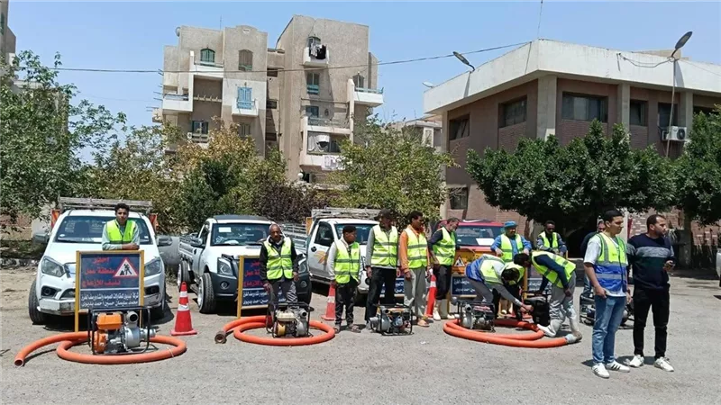 اصطفاف مفاجئ بمدينة العبور للتأكد من الجاهزية الكاملة لمواجهة الطوارئ