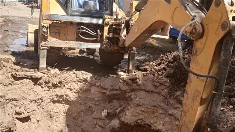 بسبب كسر مفاجئ.. انقطاع المياه عن بعض المناطق بمركز أبوتشت بقنا