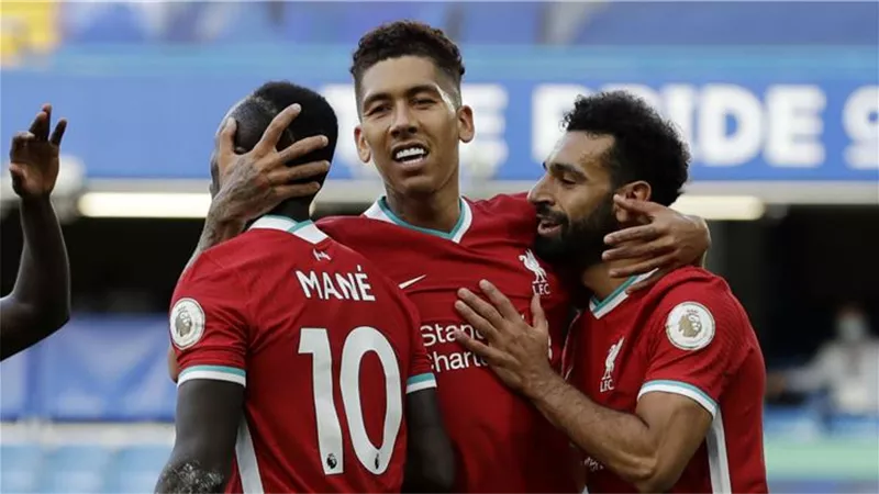  صلاح يكشف كواليس ثلاثية الرعب في ليفربول مع فيرمينو وماني 