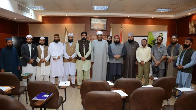 خريجي الأزهر تختتم الدورة التدريبية «تفكيك الفكر المتطرف»