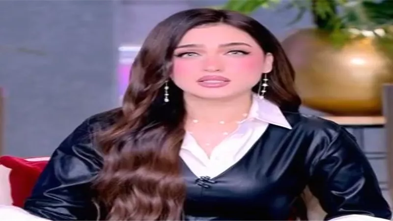 بعد طلاق أحمد سعد عن زوجته علياء.. ياسمين عز: افتكرناها نكته 