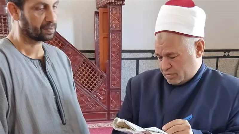 أوقاف أسيوط تنظم مرورا مفاجئا على 6 إدارات في توقيت متزامن