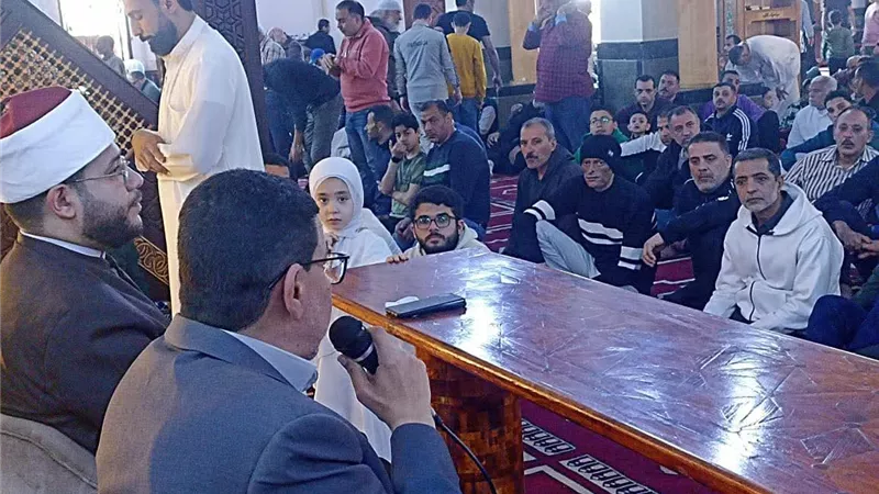 ندوة توعوية بجامع البحر لتعزيز مفاهيم صحة الأم والطفل والأسرة بدمياط