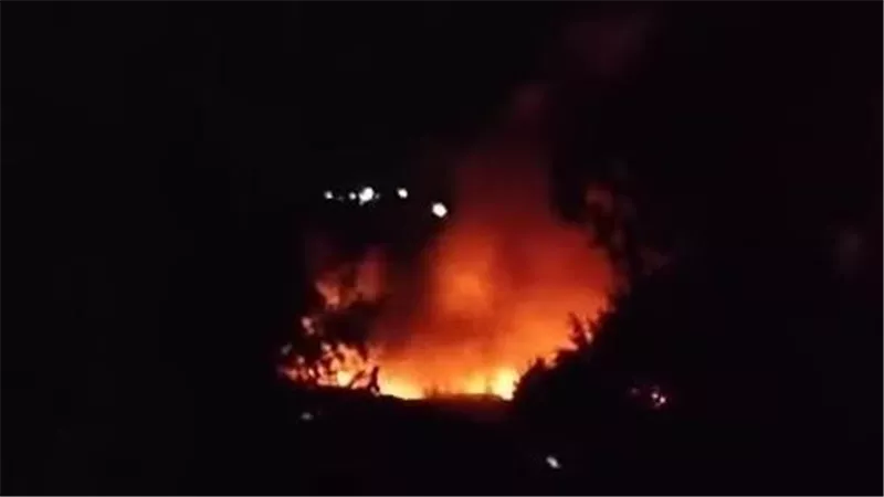 نفوق مواشي وخسائر مادية.. السيطرة على حريق بقرية بابل بمركز تلا بالمنوفية