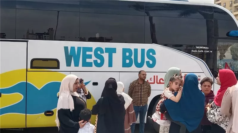 تضامن المنوفية تُودع 180 حاجاً من المستوى الثالث وتستعد لتفويج 270 آخرين