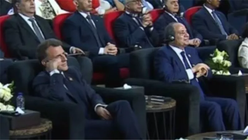 السيسي وماكرون يستمعان لقصص ملهمة لطلاب جامعة سنجور بالإسكندرية