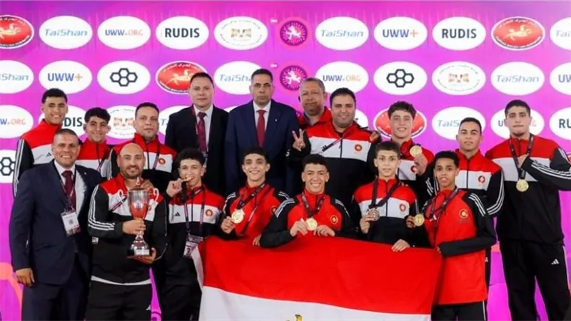 منتخب مصر يتوج ببطولة إفريقيا للمصارعة الرومانية تحت 17 سنة