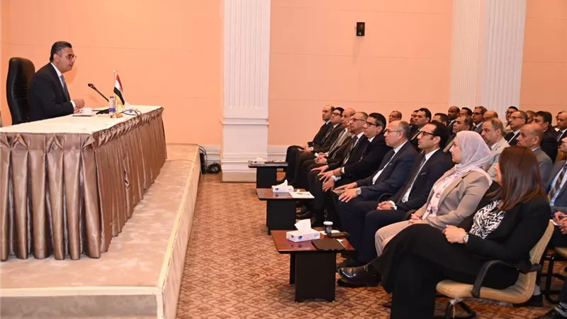 وزير التموين يوجه المديريات بتكثيف الرقابة استعدادًا لعيد الأضحى وموسم القمح