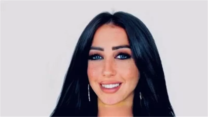 بـ «خلاصة الكلام».. الإعلامية هنا أحمد تنضم إلى قناة المحور