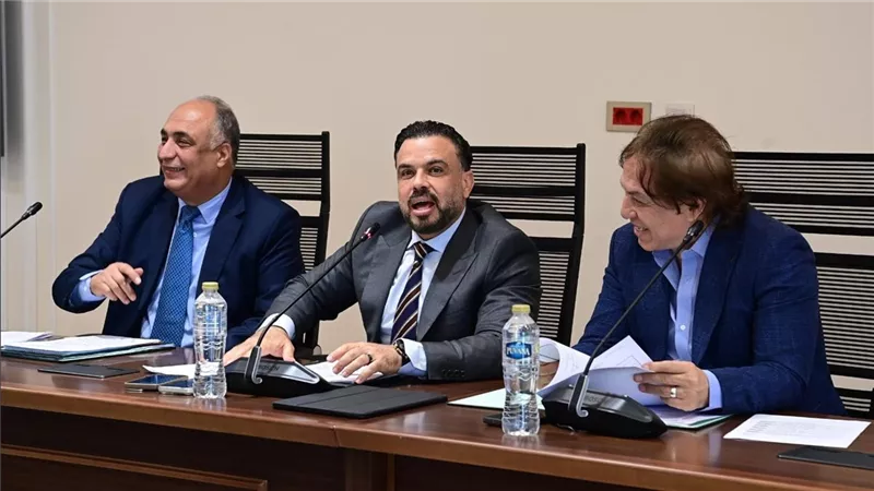 شباب النواب توصي وزارة المالية بزيادة الأجور و دعم مشروعات البطل الأولمبي