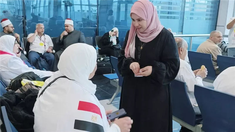 واعظات الأزهر يشاركن بقوافل توعية الحجيج بمطار القاهرة الدولي