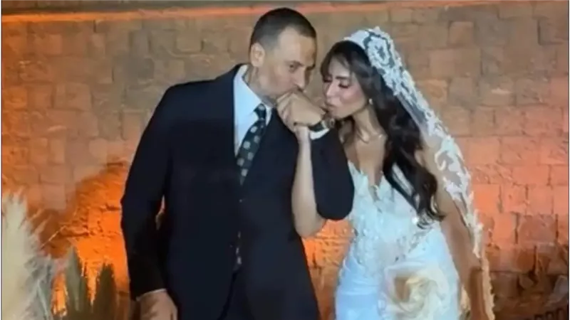أكرمني الله وبقيت جد .. ماجد المصري يحتفل باستقبال حفيده الأول 