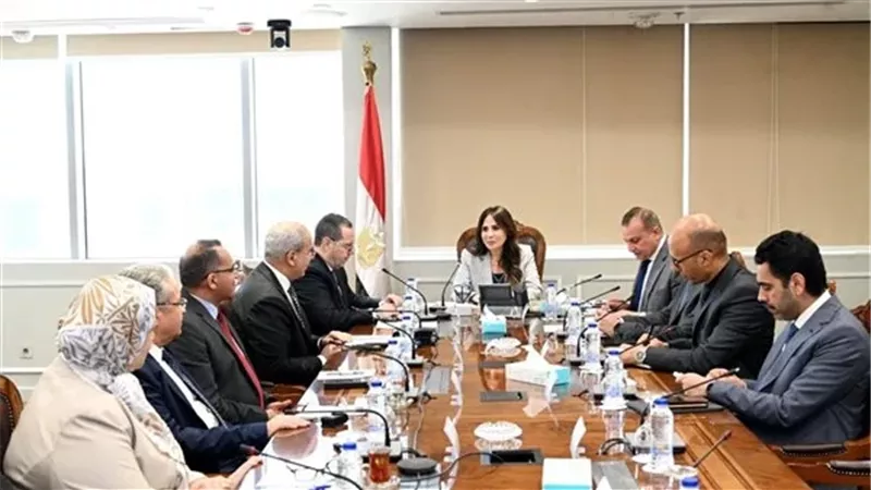 وزيرة الإسكان تتابع تطوير منظومة الإسكان التعاوني وتعظيم دور الهيئة