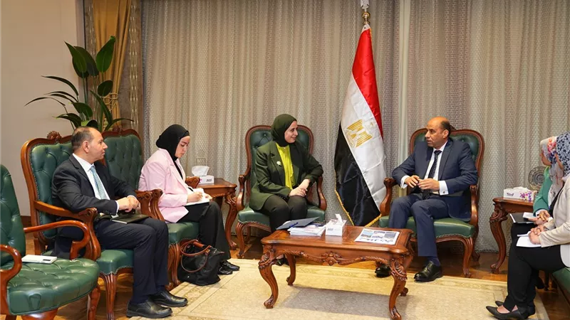 اجتماع بين العمل والخارجية لدعم تشغيل الشباب المصري بالخارج