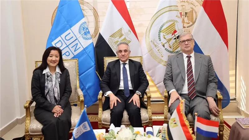 وزير العدل يفتتح أول مكتب متخصص للمساعدة القانونية الأسرية للأجانب بالعاصمة الجديدة