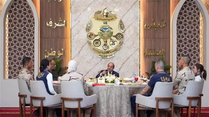 مصر في قلب العاصفة.. دلالات حديث السيسي عن أزمة إيران بالأكاديمية العسكرية|خاص
