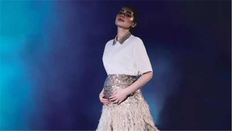 بعد إعلان حملها .. ليلى زاهر : هناك معجزة صغيرة تنبض تحت قلبي