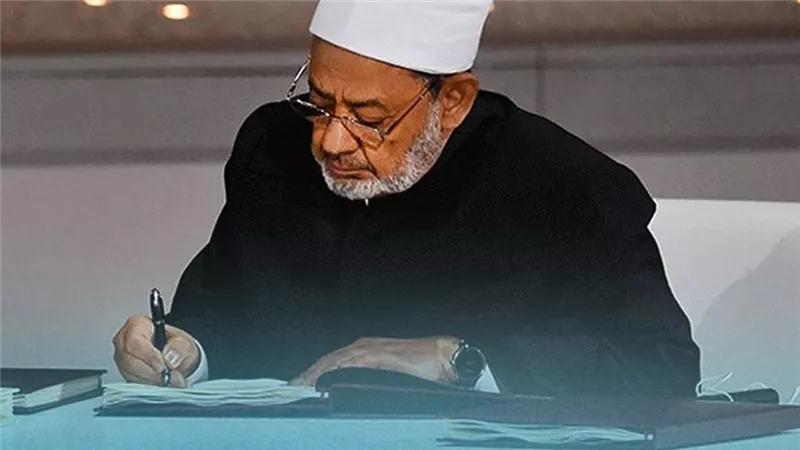 شيخ الأزهر يكشف عن سبب توقفه عن ترجمة كتب التصوف والفلسفة للفرنسية