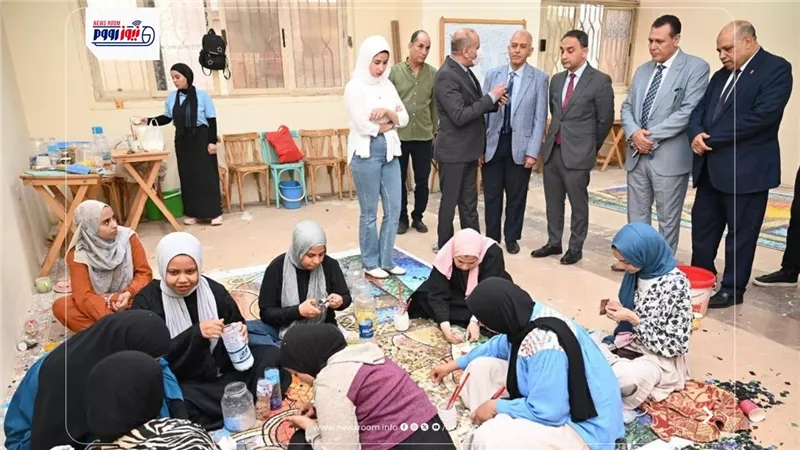  بصمات خضراء ولونية تتجمل بها تربية نوعية الفيوم في معرض فني جديد